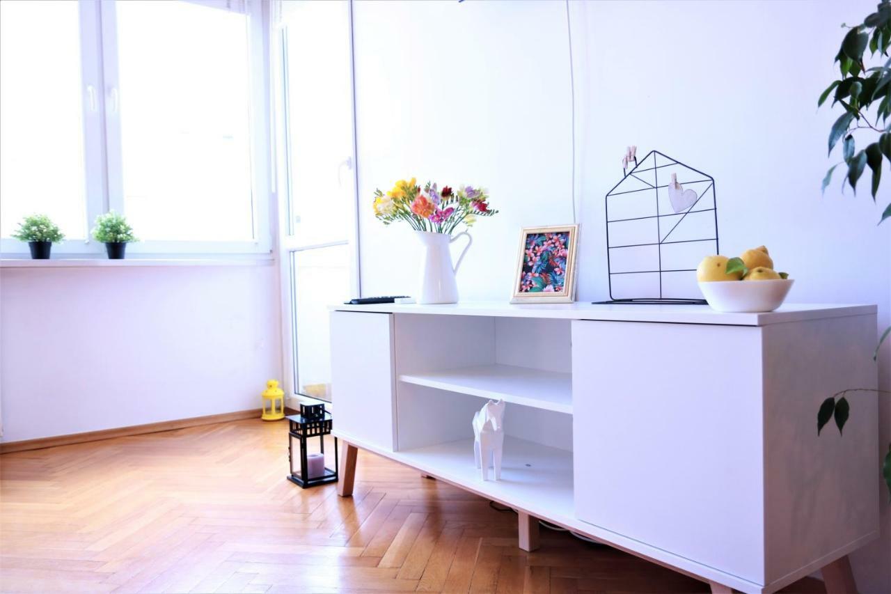 Cozy And Great Location By Cooee Apartments 华沙 外观 照片